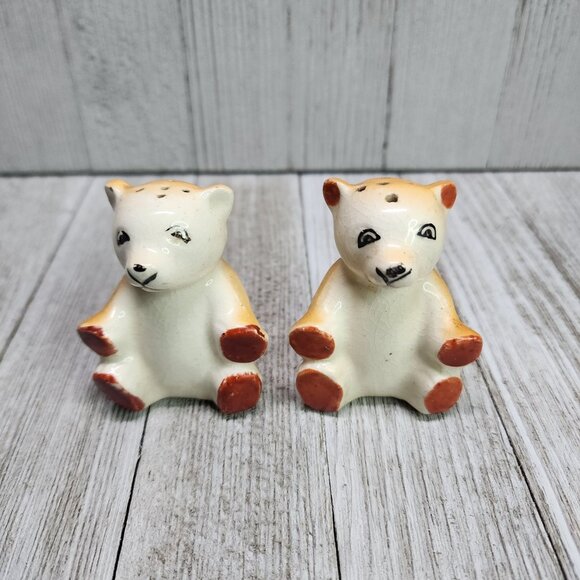 Vintage Bears with Red Paws Salt and Pepper Shakers Porcelain Decorative - Picture 1 of 7